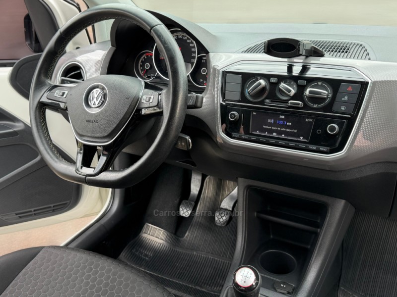 UP 1.0 CROSS T.FLEX 12V 4P MANUAL - 2018 - NOVO HAMBURGO