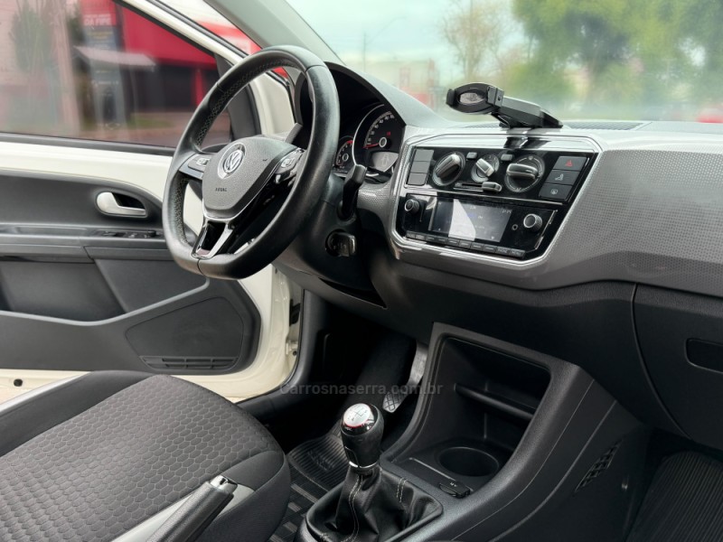 UP 1.0 CROSS T.FLEX 12V 4P MANUAL - 2018 - NOVO HAMBURGO