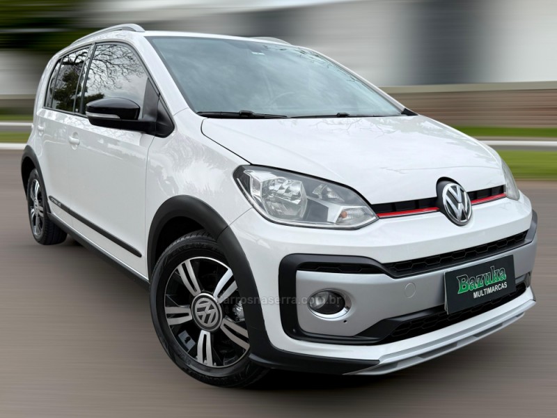 UP 1.0 CROSS T.FLEX 12V 4P MANUAL - 2018 - NOVO HAMBURGO