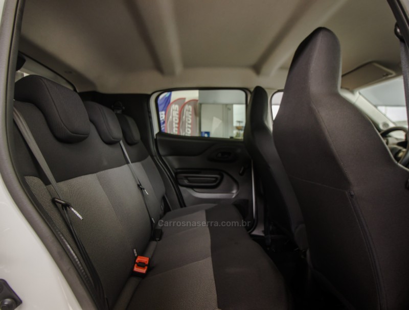 C3 1.0 LIVE PACK 6V 4P FLEX MANUAL - 2023 - NOVO HAMBURGO