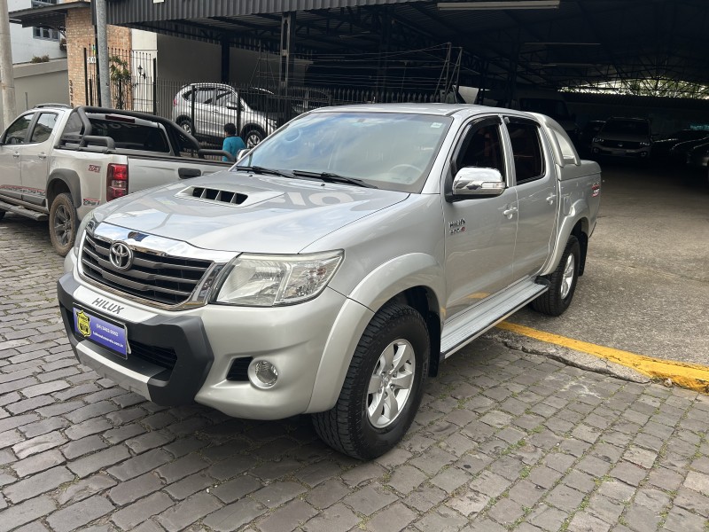HILUX 3.0 SRV 4X4 CD 16V TURBO INTERCOOLER DIESEL 4P AUTOMÁTICO - 2013 - GARIBALDI