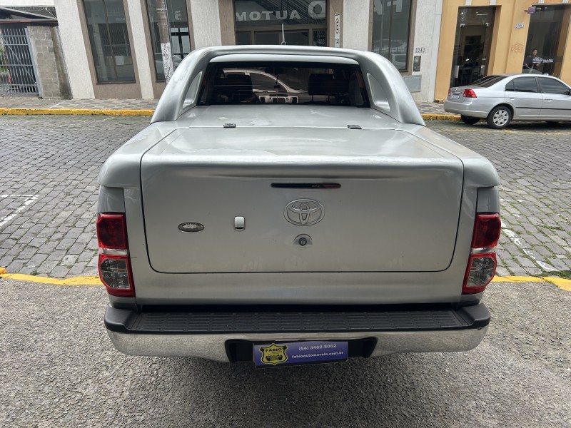 HILUX 3.0 SRV 4X4 CD 16V TURBO INTERCOOLER DIESEL 4P AUTOMÁTICO - 2013 - GARIBALDI
