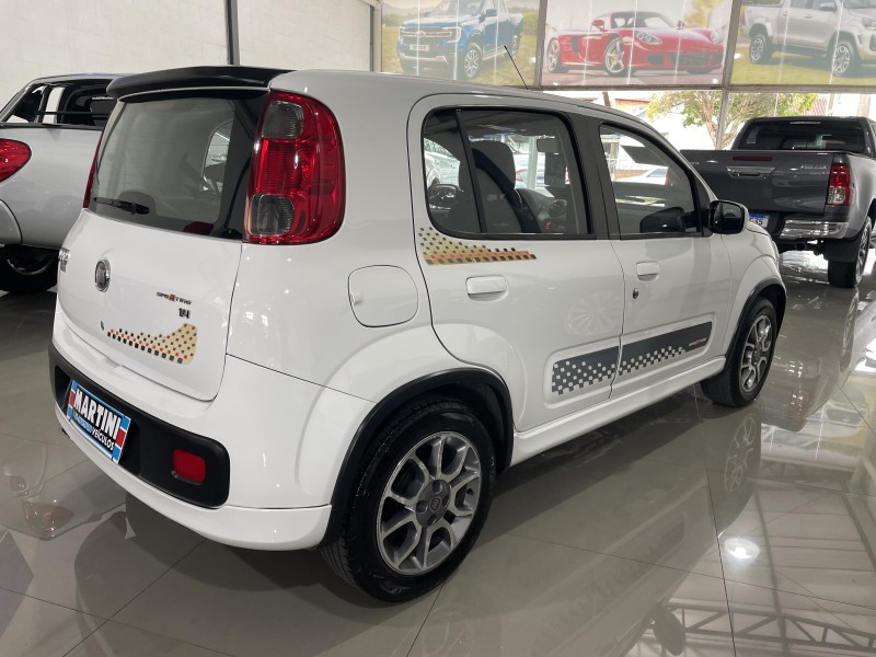 UNO 1.4 EVO SPORTING 8V FLEX 4P MANUAL - 2013 - CAXIAS DO SUL