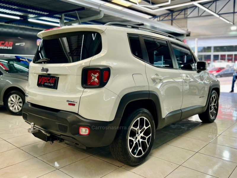 RENEGADE 2.0 16V TURBO DIESEL LONGITUDE 4P 4X4 AUTOMÁTICO - 2016 - ESTâNCIA VELHA