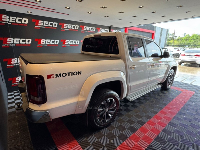 AMAROK 2.0 HIGHLINE EXTREME 4X4 CD 16V 4P AUTOMÁTICO - 2017 - PASSO FUNDO
