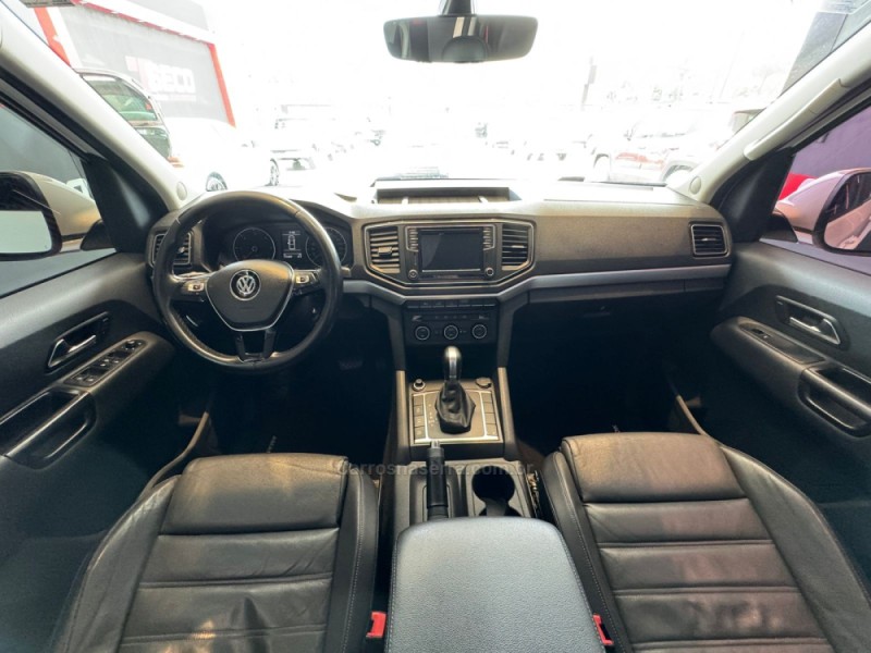 AMAROK 2.0 HIGHLINE EXTREME 4X4 CD 16V 4P AUTOMÁTICO - 2017 - PASSO FUNDO