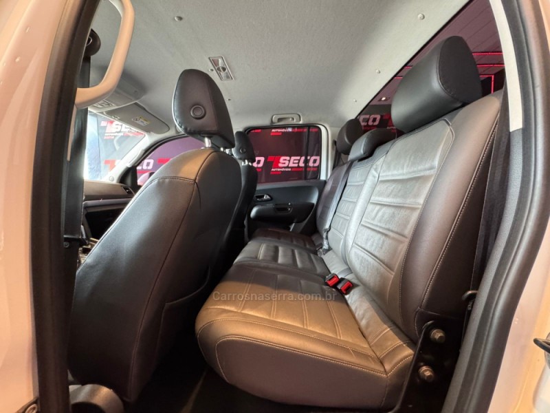 AMAROK 2.0 HIGHLINE EXTREME 4X4 CD 16V 4P AUTOMÁTICO - 2017 - PASSO FUNDO