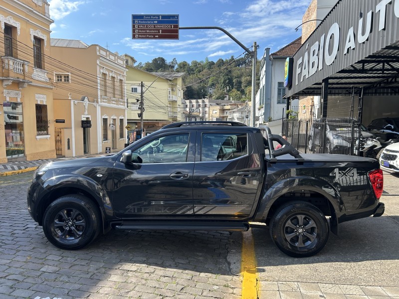 FRONTIER 2.3 ATTACK 4X4 CD BI-TURBO DIESEL 4P AUTOMÁTICO