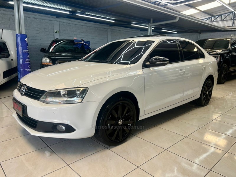 JETTA 2.0 COMFORTLINE FLEX 4P TIPTRONIC