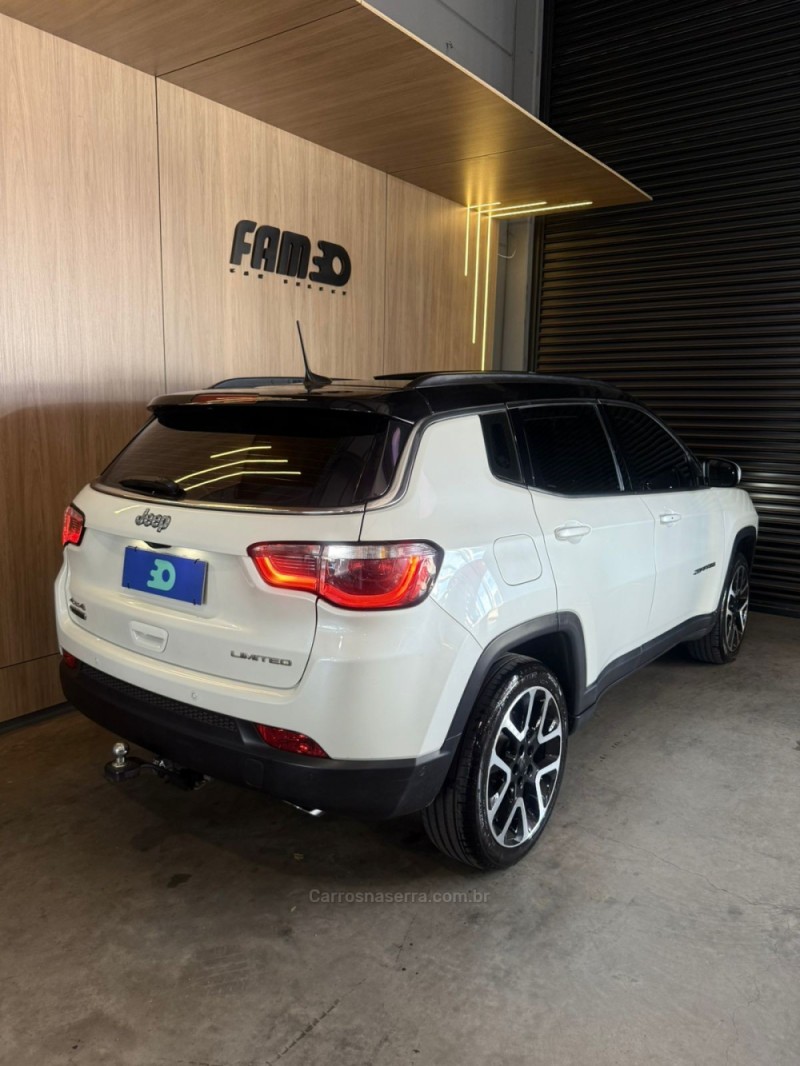COMPASS 2.0 16V DIESEL LIMITED 4X4 AUTOMÁTICO - 2020 - LAJEADO