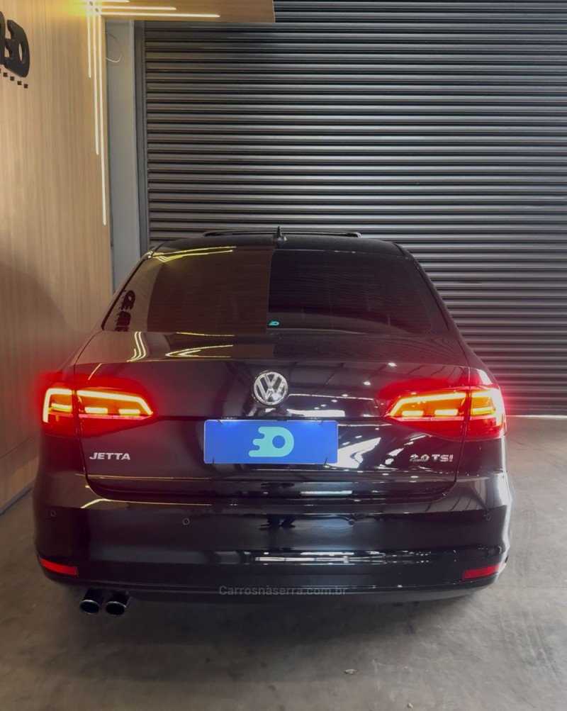 JETTA 2.0 TSI HIGHLINE 211CV GASOLINA 4P DSG - 2017 - LAJEADO
