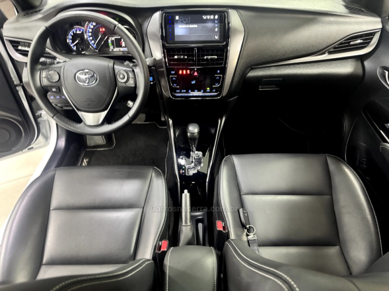 YARIS 1.5 XLS FLEX 4P AUTOMÁTICO - 2025 - PORTO ALEGRE