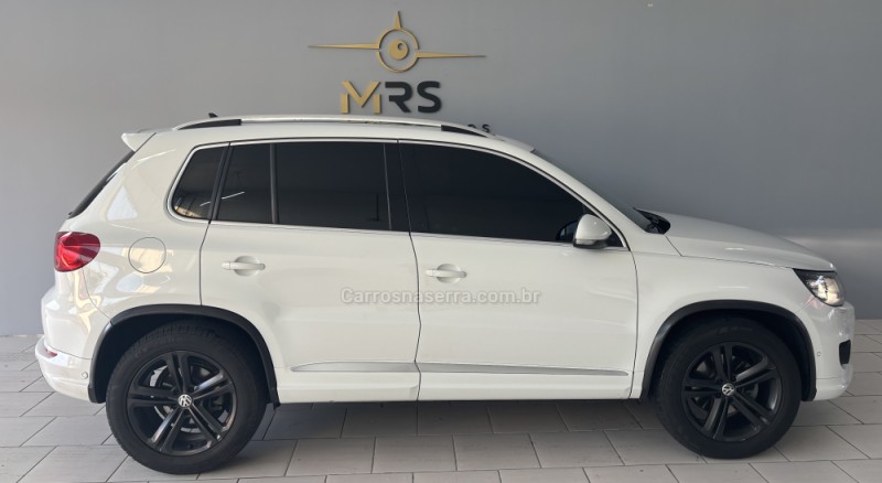 TIGUAN 2.0 TSI R-LINE 16V TURBO GASOLINA 4P TIPTRONIC - 2015 - CAXIAS DO SUL