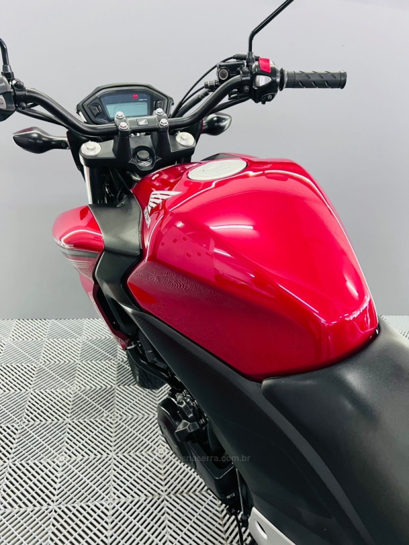 CB 500F  - 2015 - CAMPO BOM