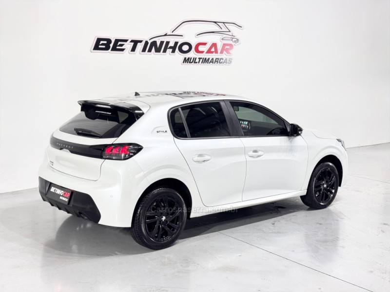 208 1.0 STYLE FLEX 6V 4P MANUAL - 2024 - ESTâNCIA VELHA