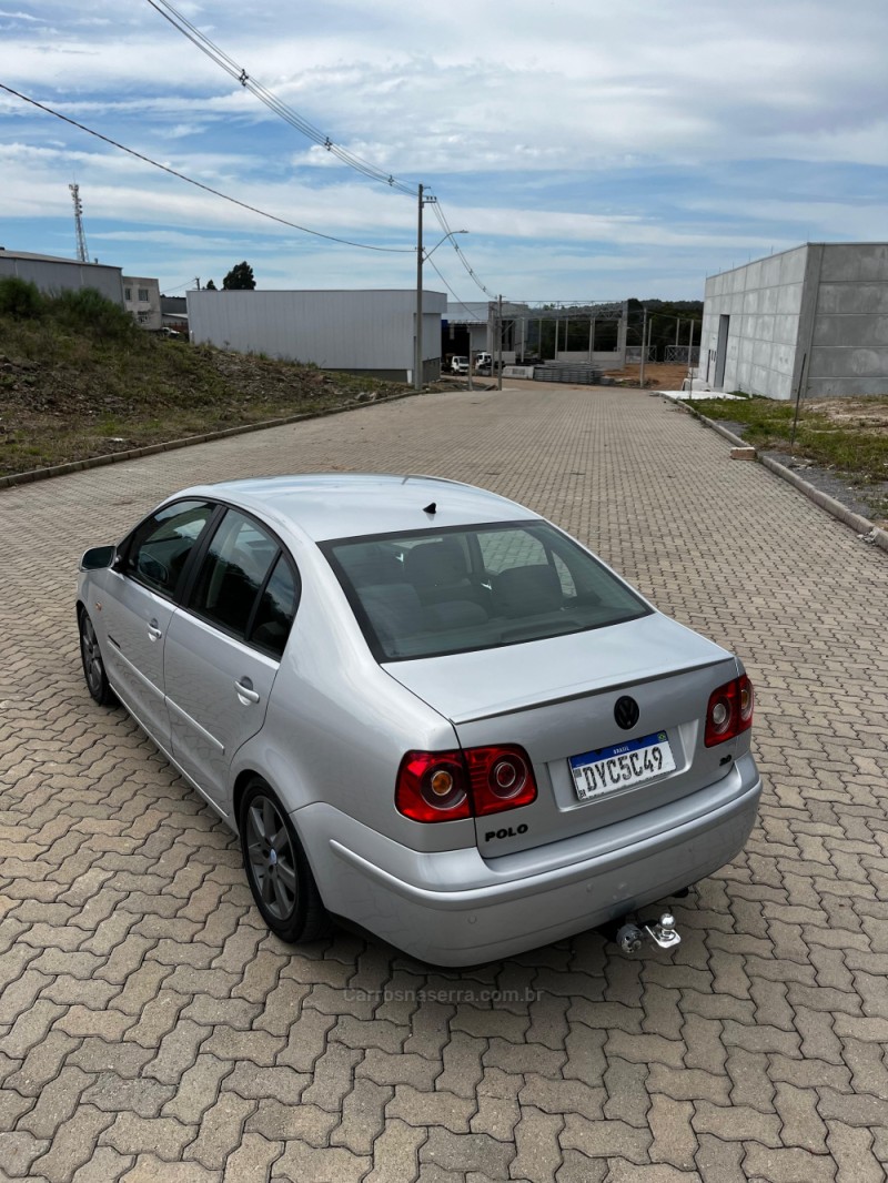 POLO SEDAN 2.0 MI COMFORTLINE 8V FLEX 4P MANUAL - 2008 - BENTO GONçALVES