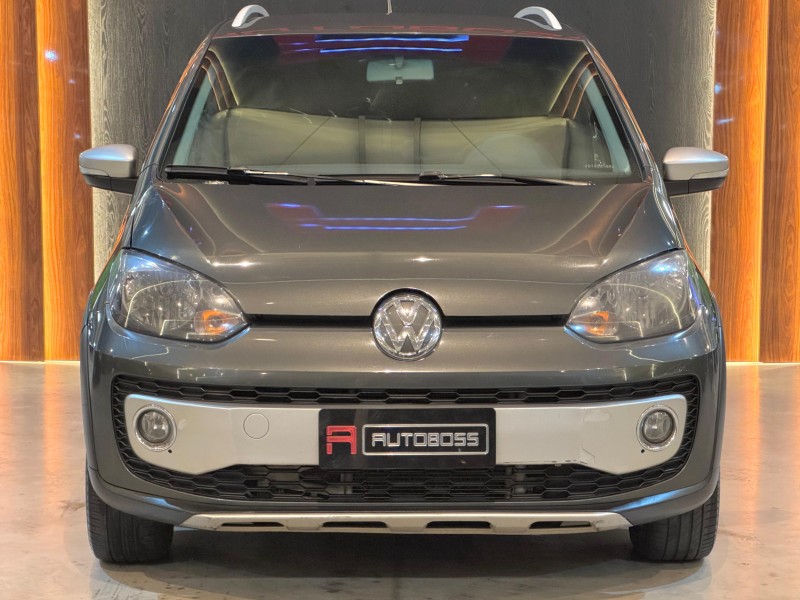 UP 1.0 TSI CROSS 12V FLEX 4P MANUAL - 2016 - NOVO HAMBURGO