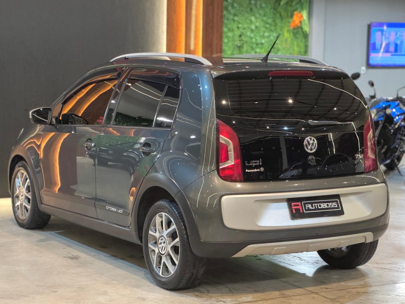 UP 1.0 TSI CROSS 12V FLEX 4P MANUAL - 2016 - NOVO HAMBURGO