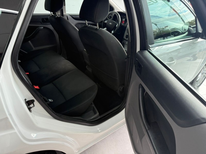 FOCUS 2.0 16V FLEX 4P AUTOMÁTICO - 2013 - BENTO GONçALVES