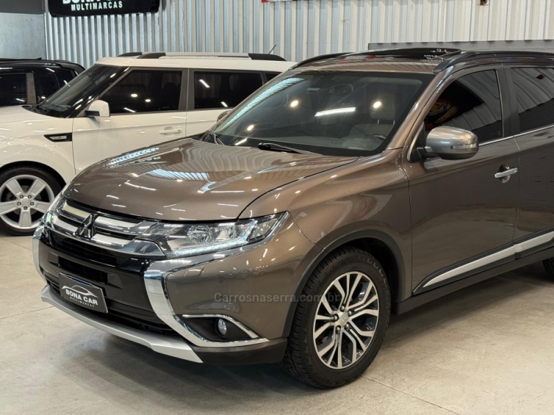 OUTLANDER 2.2 4X4 16V DIESEL 4P AUTOMÁTICO - 2016 - CAXIAS DO SUL