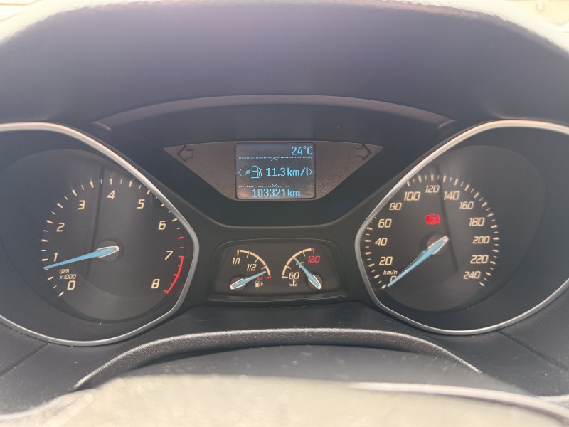 FOCUS 1.6 S 16V FLEX 4P MANUAL - 2014 - FARROUPILHA