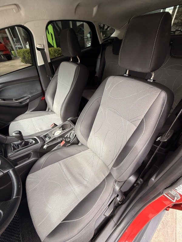 FOCUS 1.6 S 16V FLEX 4P MANUAL - 2014 - FARROUPILHA