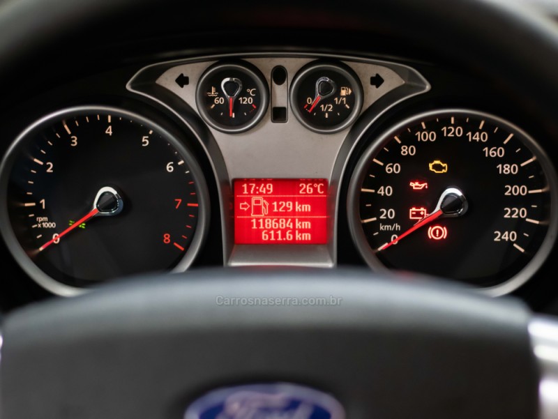 FOCUS 1.6 GLX 16V FLEX 4P MANUAL - 2011 - CAXIAS DO SUL