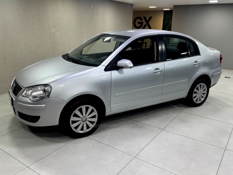 POLO 1.6 MI 8V TOTAL FLEX 4P MANUAL - 2011 - PORTO ALEGRE