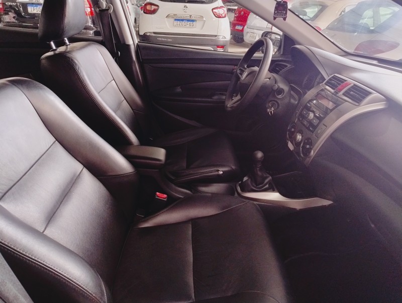 CITY 1.5 LX 16V FLEX 4P MANUAL - 2013 - SãO SEBASTIãO DO CAí