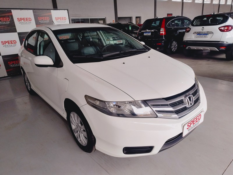 CITY 1.5 LX 16V FLEX 4P MANUAL - 2013 - SãO SEBASTIãO DO CAí