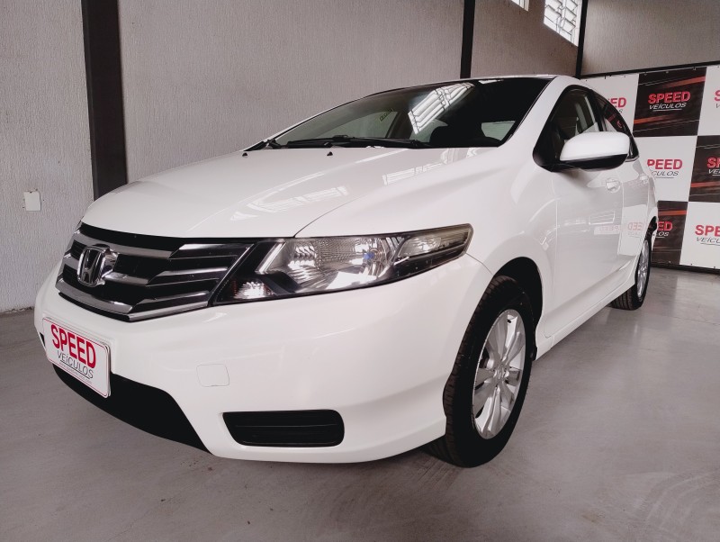 CITY 1.5 LX 16V FLEX 4P MANUAL - 2013 - SãO SEBASTIãO DO CAí