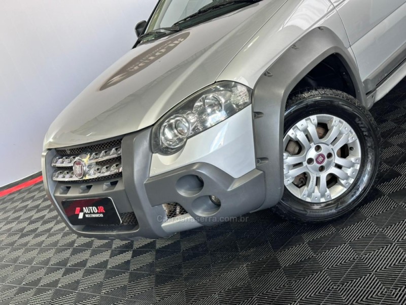 PALIO 1.8 MPI ADVENTURE WEEKEND 8V FLEX 4P MANUAL - 2009 - VACARIA