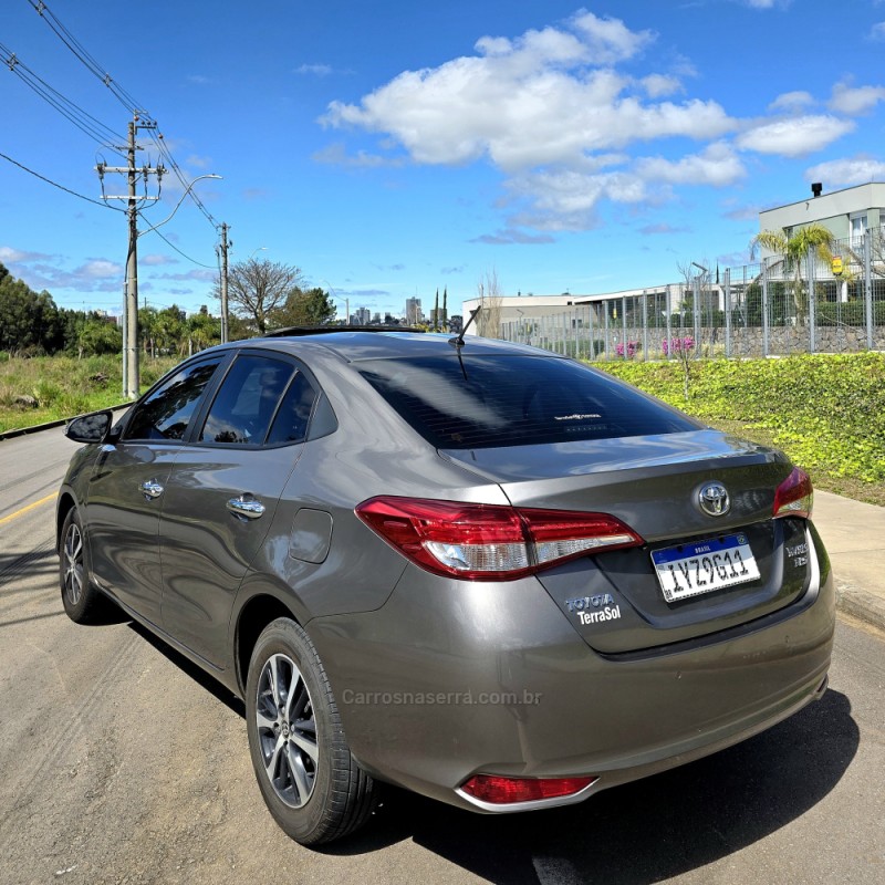 YARIS 1.5 XLS SEDAN 16V FLEX 4P AUTOMÁTICO - 2019 - CAXIAS DO SUL