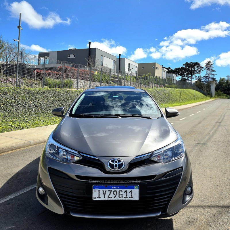 YARIS 1.5 XLS SEDAN 16V FLEX 4P AUTOMÁTICO - 2019 - CAXIAS DO SUL