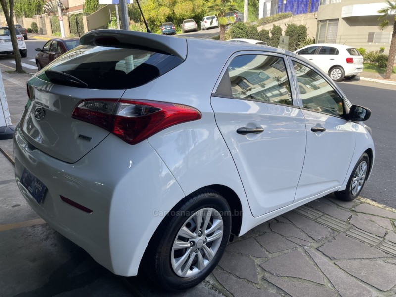 HB20 1.0 COMFORT PLUS 12V FLEX 4P MANUAL - 2013 - BENTO GONçALVES