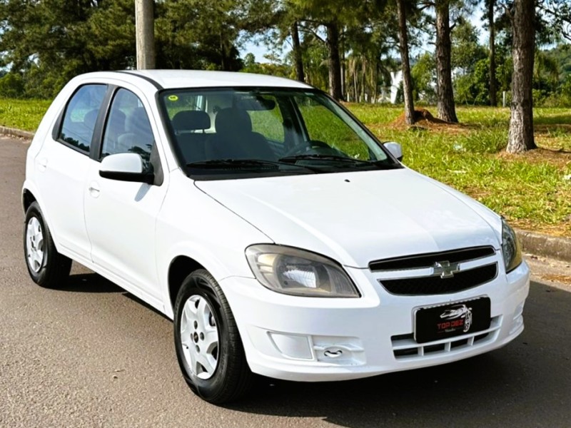 CELTA 1.0 MPFI LT 8V FLEX 4P MANUAL