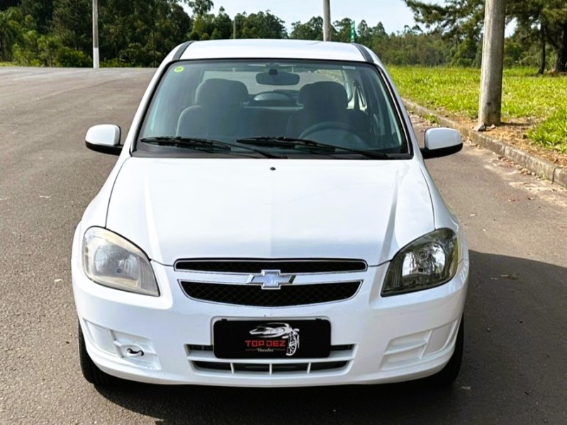 CELTA 1.0 MPFI LT 8V FLEX 4P MANUAL - 2015 - SãO SEBASTIãO DO CAí