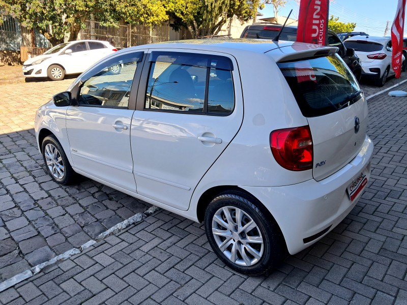 FOX 1.0 MI 8V FLEX 4P MANUAL - 2014 - CAXIAS DO SUL