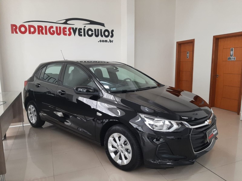 onix 1.0 lt 12v turbo flex 4p manual 2023 caxias do sul