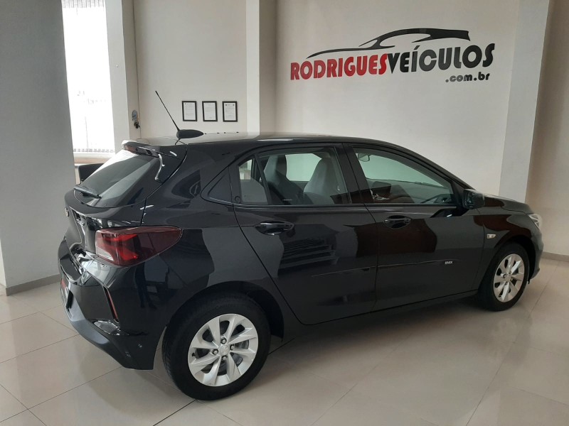 ONIX 1.0 LT 12V TURBO FLEX 4P MANUAL - 2023 - CAXIAS DO SUL