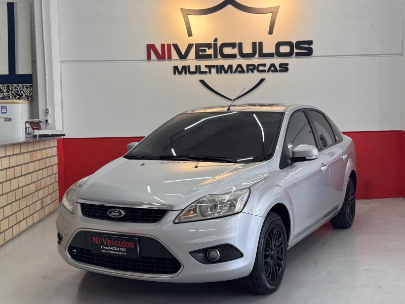 focus 2.0 ghia sedan 16v flex 4p automatico 2010 caxias do sul