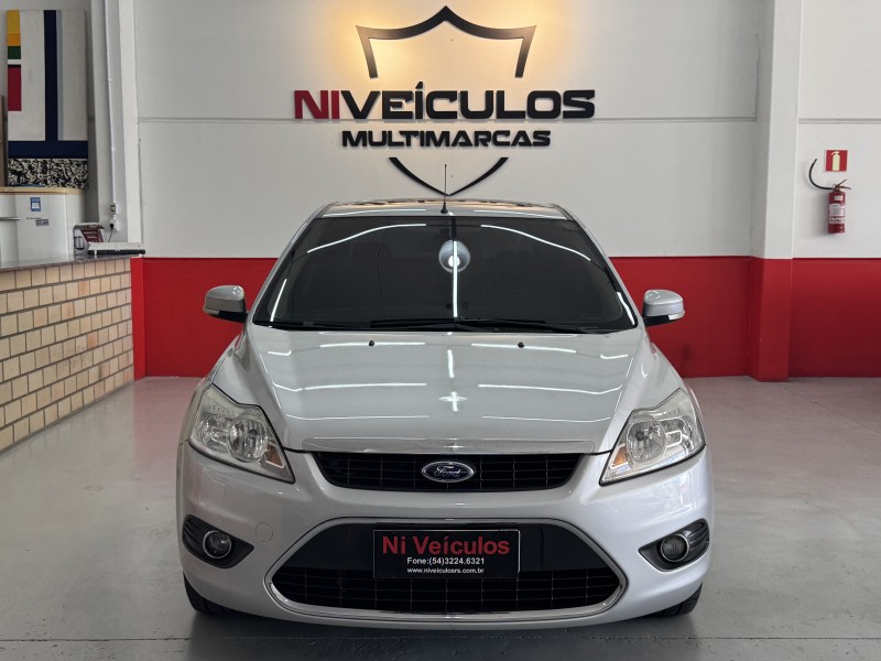 FOCUS 2.0 GHIA SEDAN 16V FLEX 4P AUTOMÁTICO - 2010 - CAXIAS DO SUL