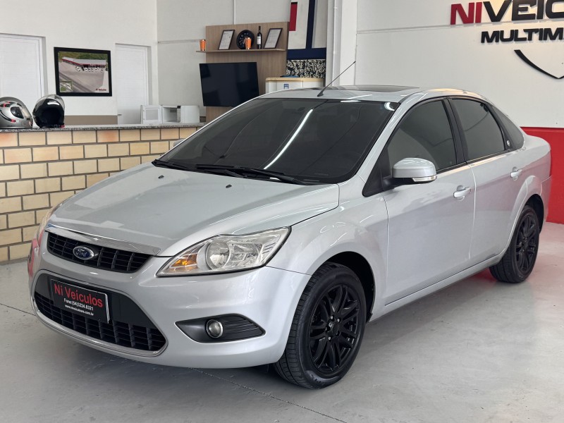 FOCUS 2.0 GHIA SEDAN 16V FLEX 4P AUTOMÁTICO - 2010 - CAXIAS DO SUL