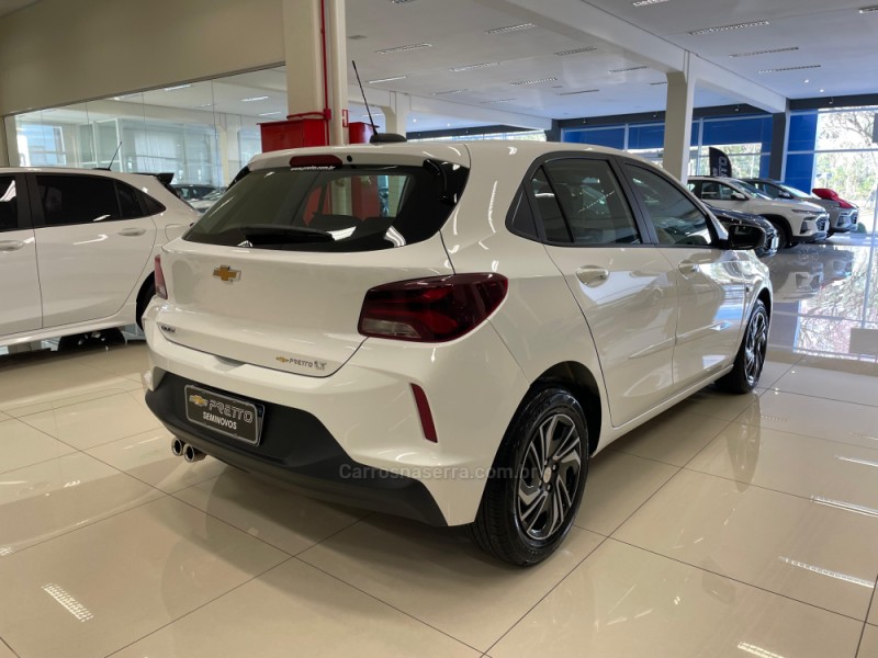 ONIX 1.0 LT 12V FLEX 4P MANUAL - 2024 - VERANóPOLIS