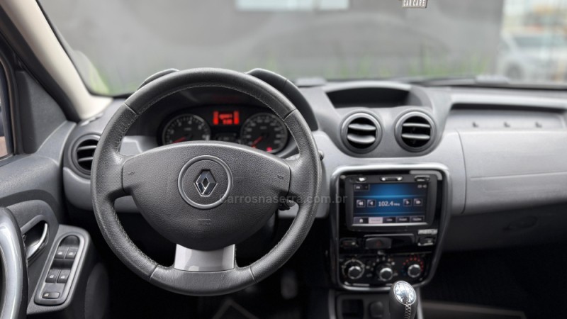 DUSTER 1.6 DYNAMIQUE 4X2 16V FLEX 4P MANUAL - 2014 - TORRES