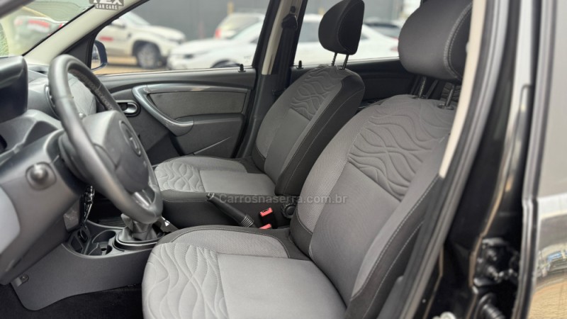 DUSTER 1.6 DYNAMIQUE 4X2 16V FLEX 4P MANUAL - 2014 - TORRES