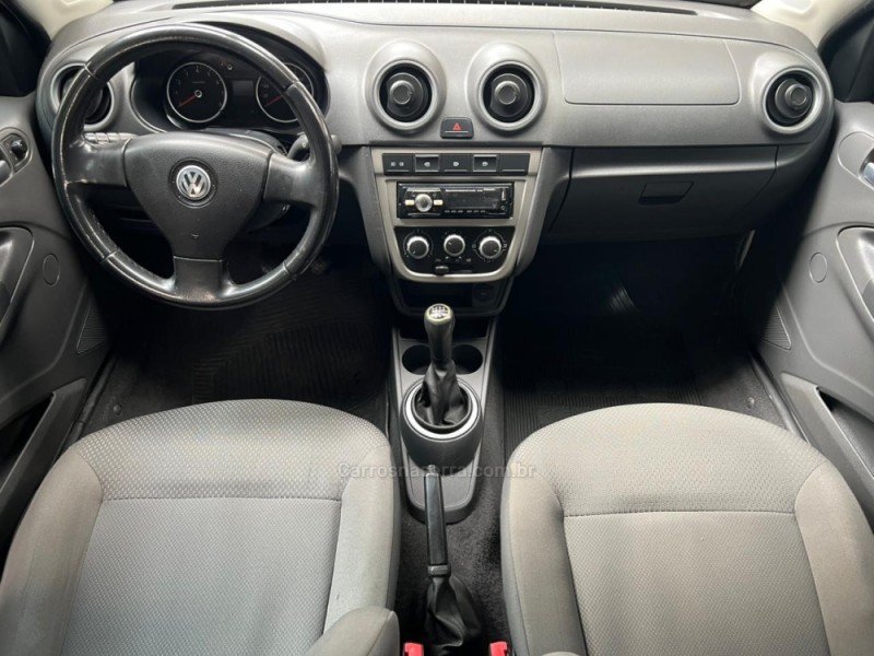 VOYAGE 1.0 MI 8V FLEX 4P MANUAL - 2012 - GARIBALDI