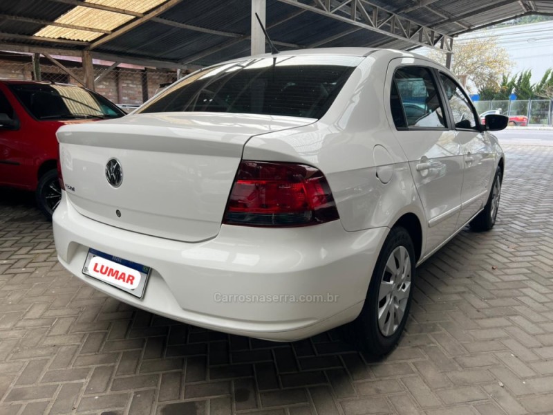 VOYAGE 1.0 MI 8V FLEX 4P MANUAL - 2012 - GARIBALDI