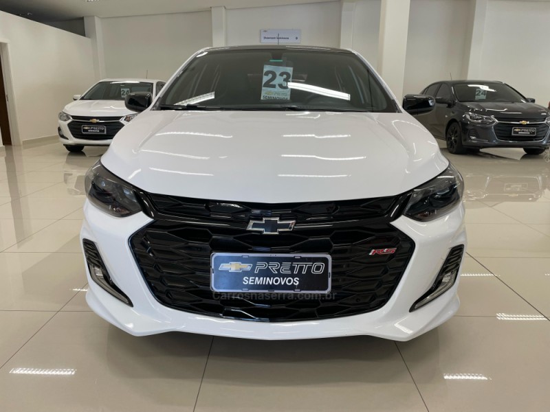 ONIX 1.0 HATCH RS 12V TURBO 4P AUTOMÁTICO - 2023 - VERANóPOLIS