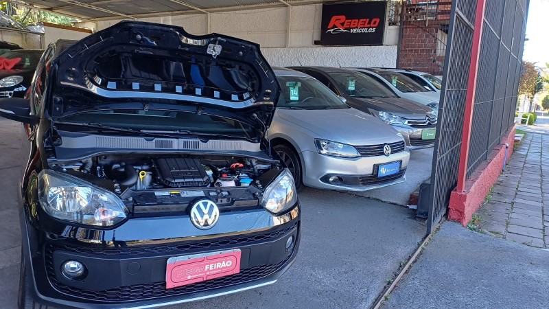 UP 1.0 TRACK UP 12V FLEX 4P MANUAL - 2017 - CAXIAS DO SUL